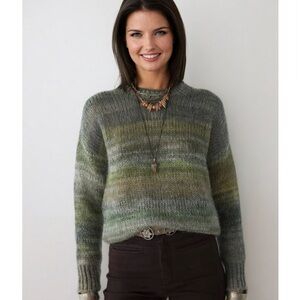 Elegant Olive Gradient Women's Sweater